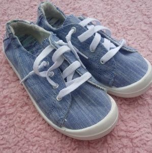 FREE GIFT! Wonder Nation Memory Foam Girls Shoes